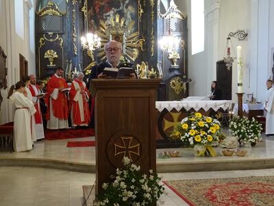 Gottesdienst und Pfarrfest in Asparn/Zaya