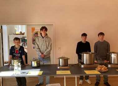 Fastensuppen / Petra Distl Fastensuppen