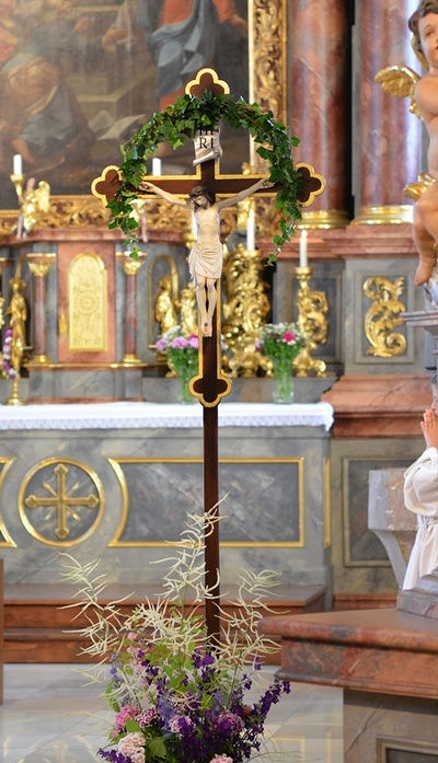 Festgottesdienst und Fronleichnamsprozession