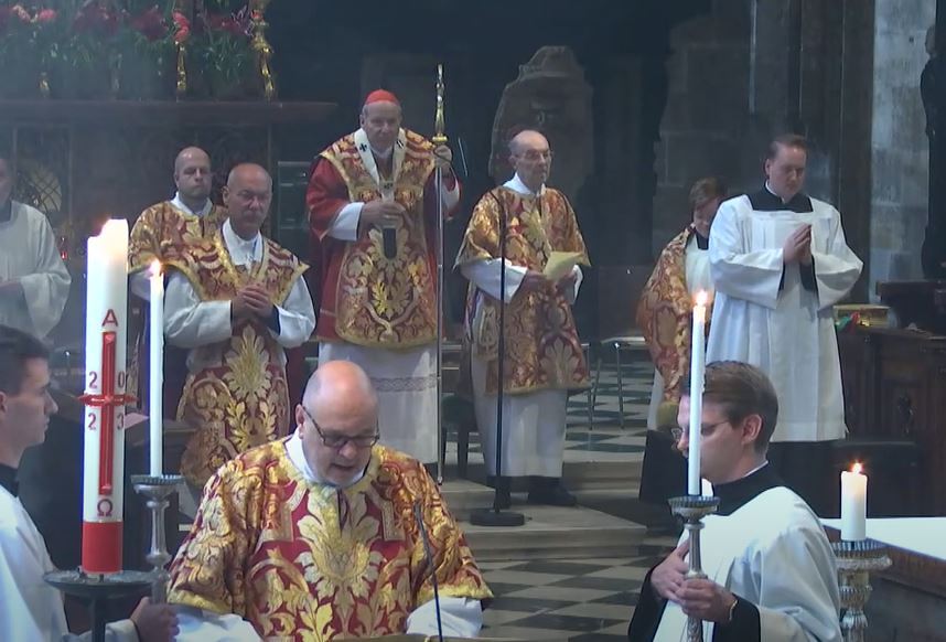 Schönborn zu Pfingsten: Gebet ist Atem der Seele