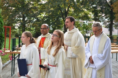 Amtseinführung Pater Nicholas Thenammakkal in der Pfarrkirche Asparn/Zaya