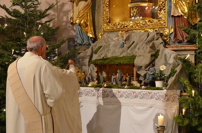 Heiliger Abend - Feier mit Pater Roger