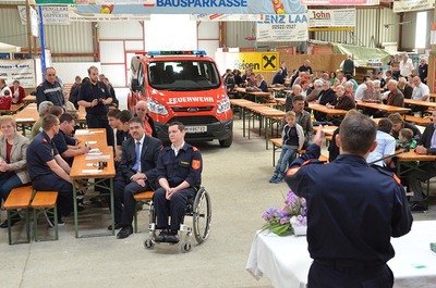 Feldmesse und Autosegnung beim FF-Heurigen