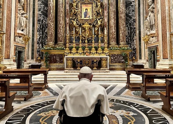 Papst Franziskus: 'Die Sprache der Nächstenliebe'