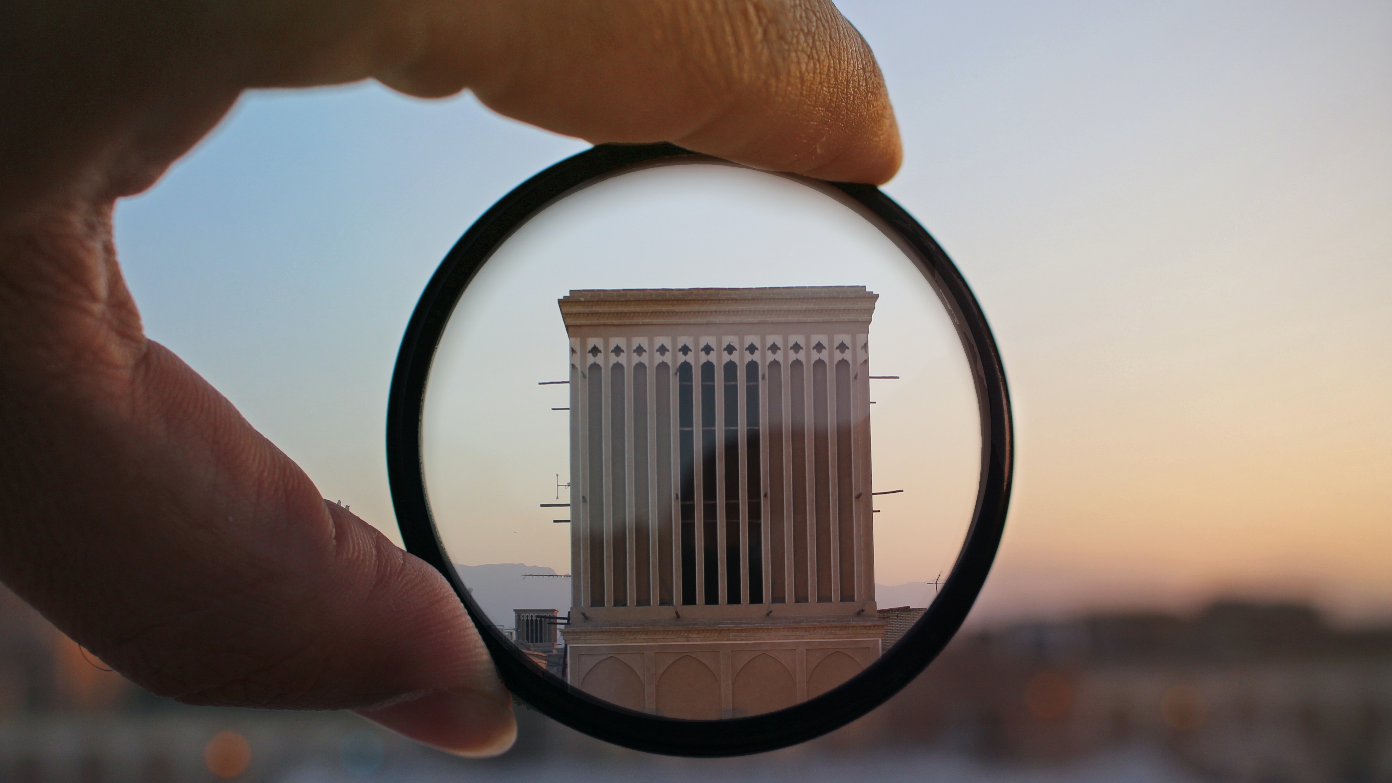 pexels-hosein-ashrafosadat-243204