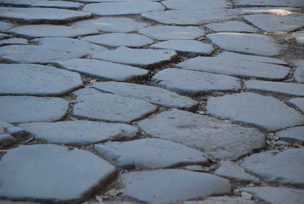 Steinpflaster2-ID11985.jpg / steiniger Weg - © http://goestl.globl.net