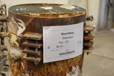 Besichtigung der Glockengießerei Grassmayr und Glockenguss