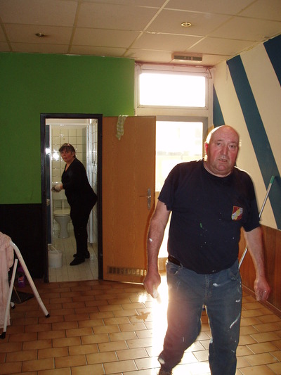 OLYMPUS DIGITAL CAMERA         