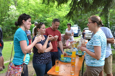 Maiandacht der Pfarren Asparn, Gnadendorf, Michelstetten und Wenzersdorf bei der Bildeichenkapelle