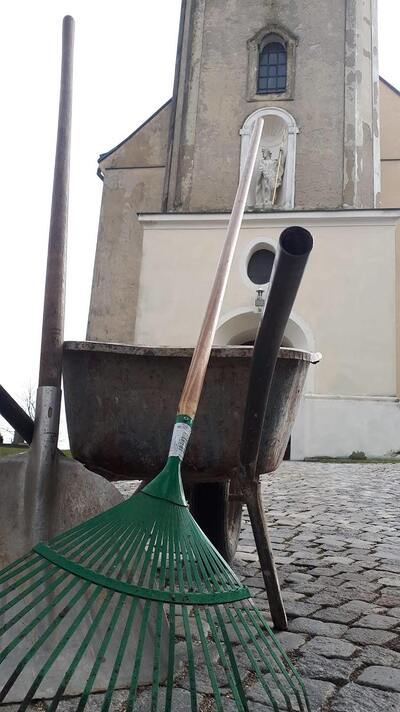 Gnadendorfer Bevölkerung säuberte öffentliche Plätze