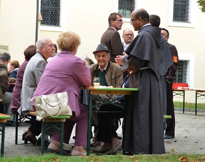 Amtseinführung Pater Nicholas Thenammakkal in der Pfarrkirche Asparn/Zaya