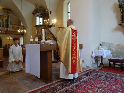 Feierlicher Gottesdienst in Ameis