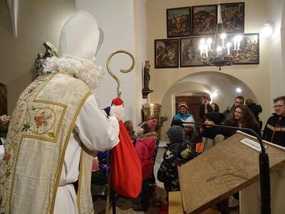 Hl. Nikolaus besuchte die Pfarrgemeinde Ameis