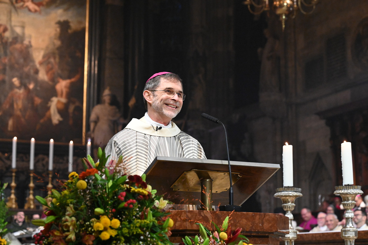 Josef Grünwidl am Ambo