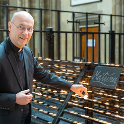 'Mein unterstützendes Gebet soll jeder Maturantin und jedem Maturanten sicher sein.', so Dompfarrer Toni Faber.