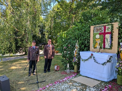 Gottesdienst und Prozession