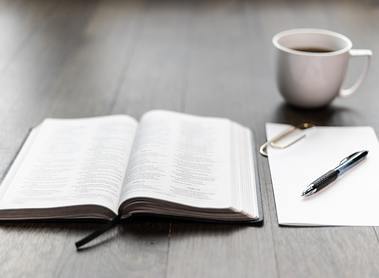 Handschriftliche Abschrift der Bibel