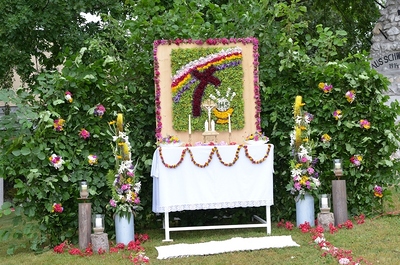 Hl. Messe und Fronleichnamsprozession