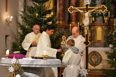 Heiliger Abend - Feier mit Pater Roger