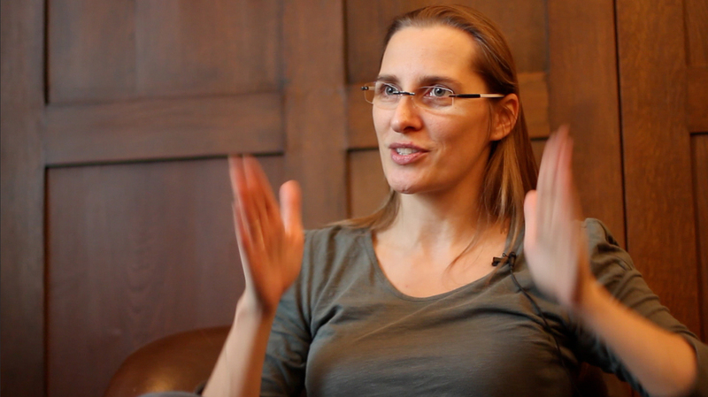 Maria Lang: Wenn Gott die Sicht der Dinge auf den Kopf stellt