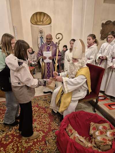 Familienmesse mit Nikolofeier