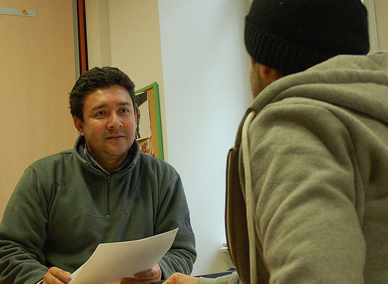 Caritas betreut knapp 45.000 Personen und somit jeden zweiten Asylwerber in Österreich. 9.500 Asylwerber in Caritas-Grundversorgungsplätzen, 35.000 werden mobil betreut.