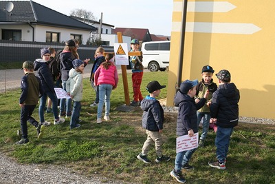 Kreuzweg speziell für Kinder in Zwentendorf