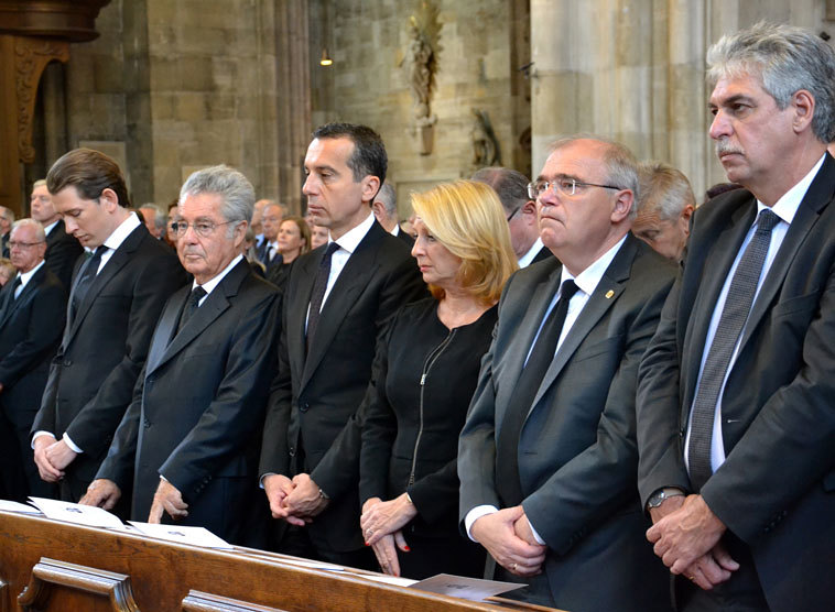 Fast gesamte politische Spitze Österreichs und darüber hinaus erwies verstorbenem früheren Außenminister die letzte Ehre