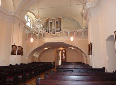 Pfarrkirche Etsdorf mit Blick auf die Hradetzky-Orgel