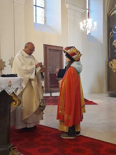 Sternsingergruppen der Pfarre Asparn/Zaya