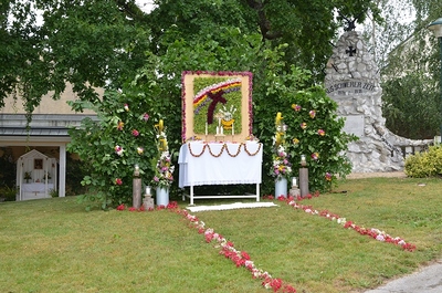 Hl. Messe und Fronleichnamsprozession