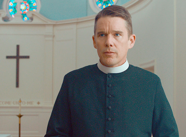 Pfarrer Ernst Toller (Ethan Hawke) / „First Reformed“