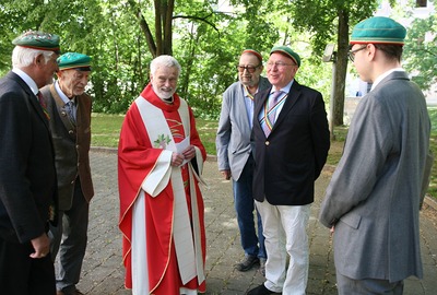 Gottesdienst und Pfarrfest in Asparn/Zaya
