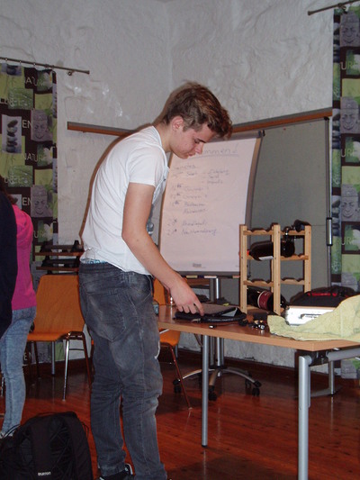 OLYMPUS DIGITAL CAMERA         