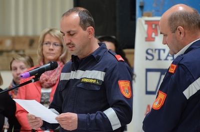 Feldmesse und Autosegnung beim FF-Heurigen