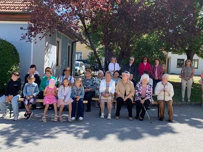 Feier des Fronleichnamsfestes in Ameis