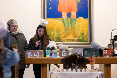 Krippenandacht in der Kapelle in Zwentendorf