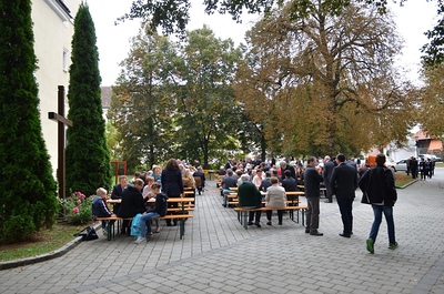 Amtseinführung Pater Nicholas Thenammakkal in der Pfarrkirche Asparn/Zaya