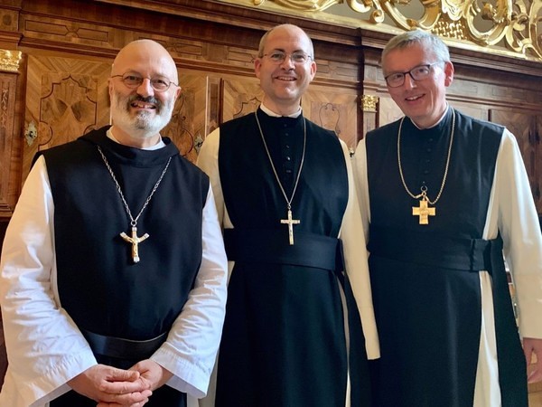 Pius Maurer zum neuen Abt geweiht