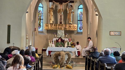 Heilige Messe mit Weihbischof Turnovszky und Tiersegnung