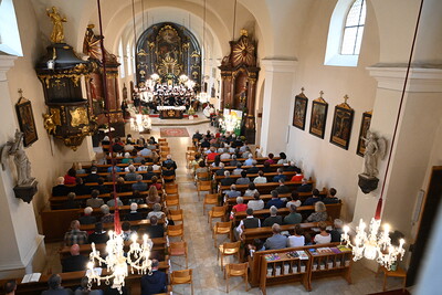 Gottesdienst mit Chor und Orchester im Rahmen der Sommernachtsklänge 2025.