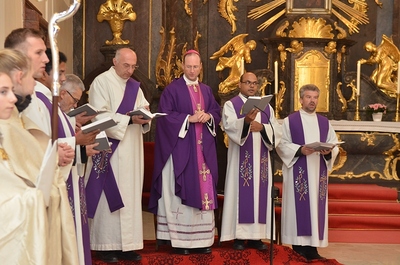 Eröffnungsgottesdienst - 1. Dezember 2016 - Pfarrkirche Asparn/Zaya