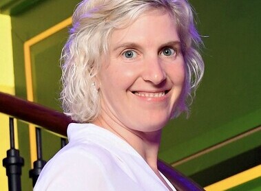  Claudia Hüttner