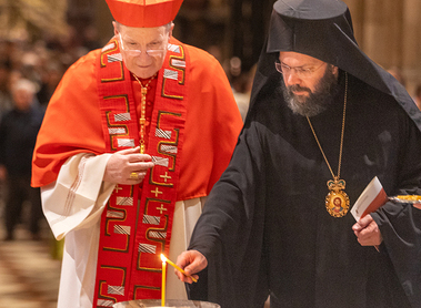 Stephansdom: Gebet für gerechten Frieden in der Ukraine / Schönlaub/EDW Stephansdom: Gebet für gerechten Frieden in der Ukraine