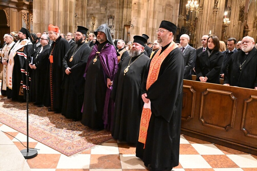 Ökumenisches Friedensgebet für die Ukraine