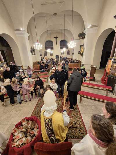 Familienmesse mit Nikolofeier