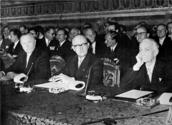 Adenauer, Hallstein, Segni bei der Unterzeichnung der Römischen Verträge am 25.3.1957