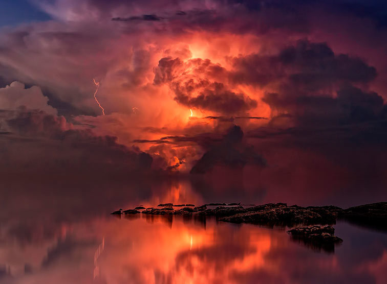 Gewitter-Weltuntergang_Gewitter_pixabay_thunderstorm-3440450_1920.jpg