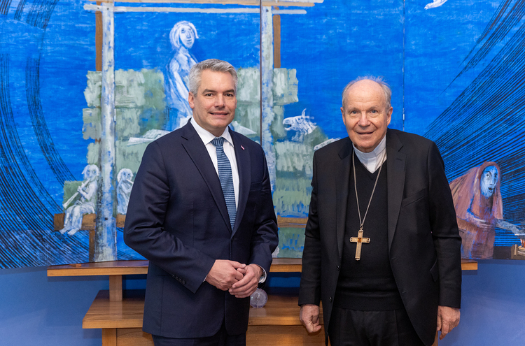 Vorweihnachtlicher Besuch von Bundeskanzler Nehammer bei Schönborn