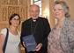 Kardinal Schönborn, Manuela Ulrich und Frederike Dostal